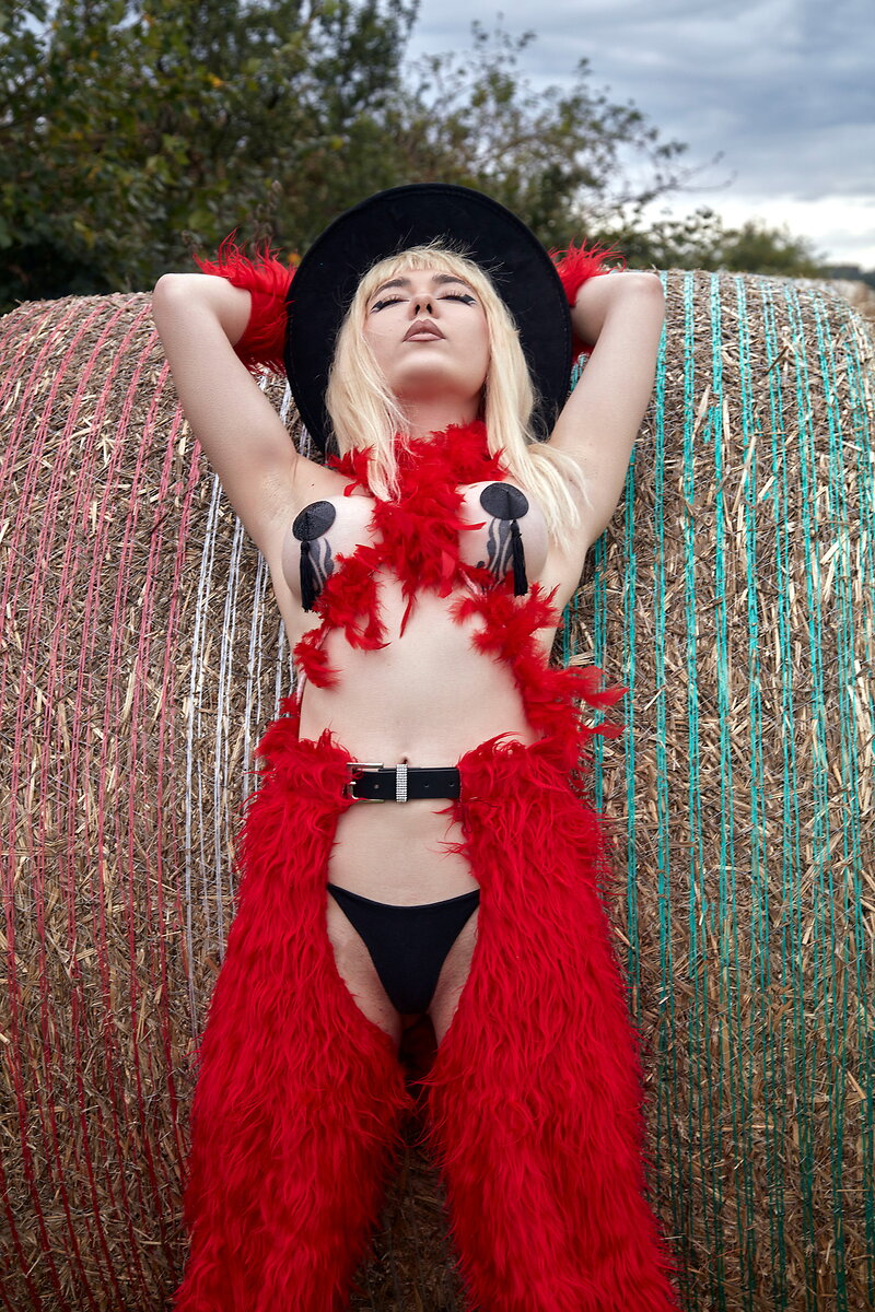 Cowgirl — photo 17