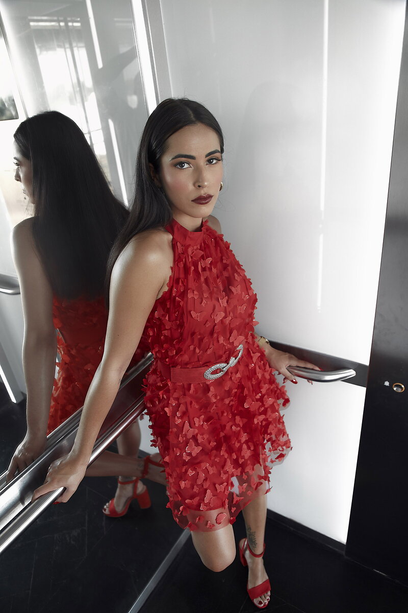 Laurie Red — photo 4